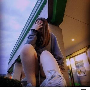 Meet your Posher, Megan :))